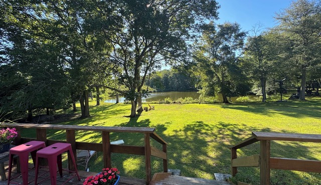Shelter Island - spacious 4 bdrm home near beach! Heavenly, peaceful oasis