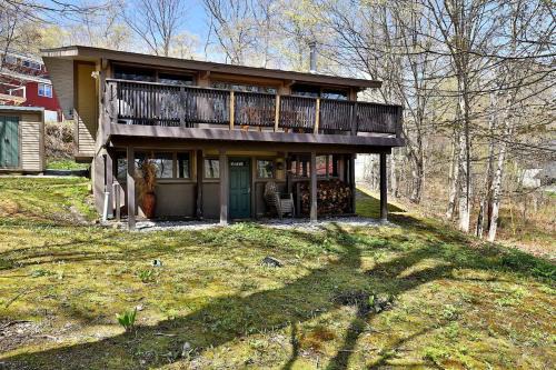 Ski-In/Ski-Out Mountain Retreat | 4BR Home at Pico Mountain