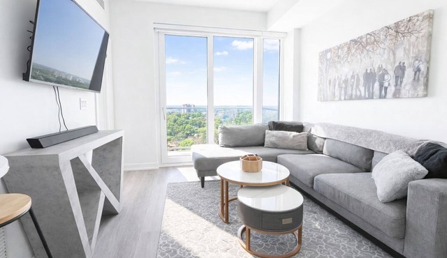 Skyline Presidential Condo | Bowling Alley,Gym,Pool,Hot Tub,Sauna,Lounge