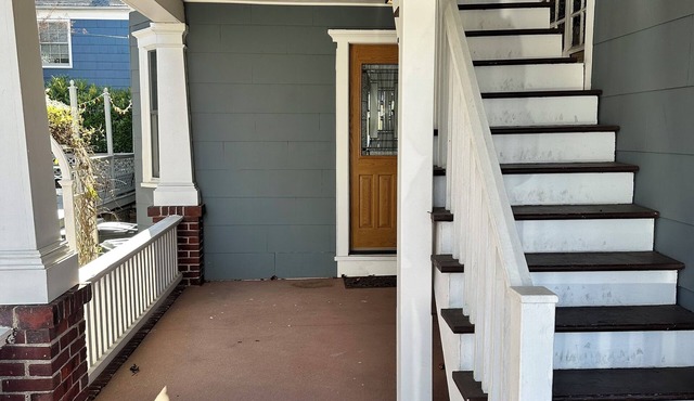 Spacious 1-bedroom apartment in Ocean Grove home