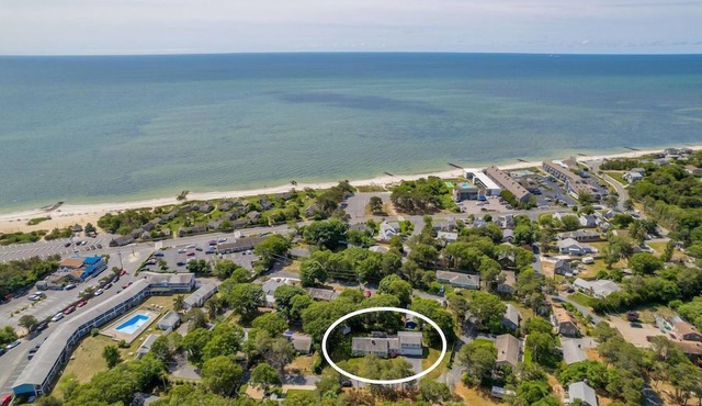 Spacious Beach House in South Yarmouth RPAM097