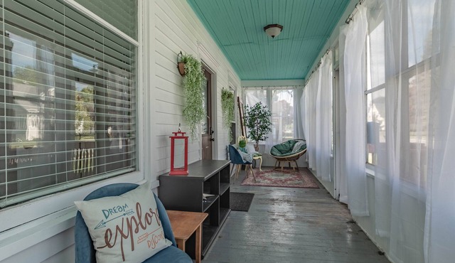 Spacious Cape Cod Home near Door County, Green Bay and Lambeau Field in Kewaunee