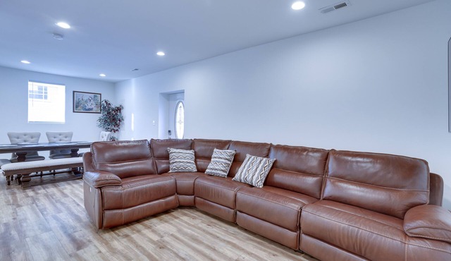 Spacious La Plata Escape in La Plata