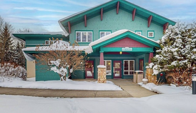 Spacious Mountain Retreat at Smugglers' Notch Resort w/Great Views, Pool Access