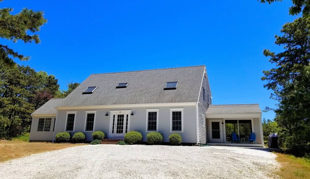 Spacious Oceanside 4BD Contemporary Cape-Central A/C, Sun Room, Screen Porch, Private Lot