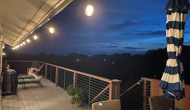 Spacious yet Cozy. BayViews, AC. Walk to Private Bch. The Cape Cod dream stay