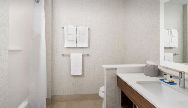 Staybridge Suites North Brunswick by IHG