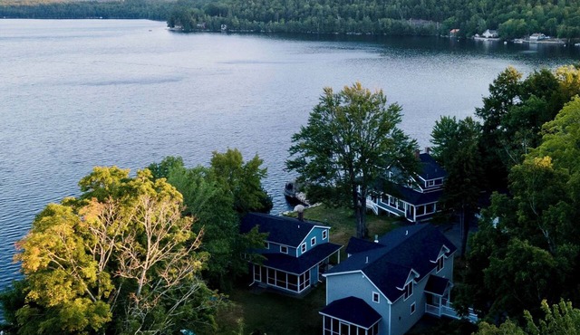 Step-free lake house, screened porch