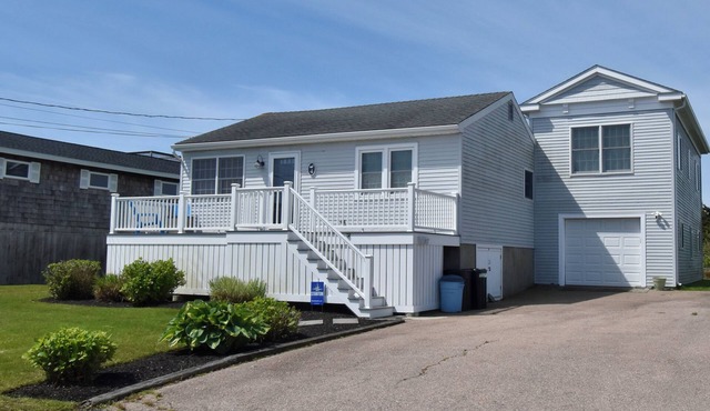 Stones Throw from your Beach Access! - Updated 3 Bedroom - Beach Passes Included