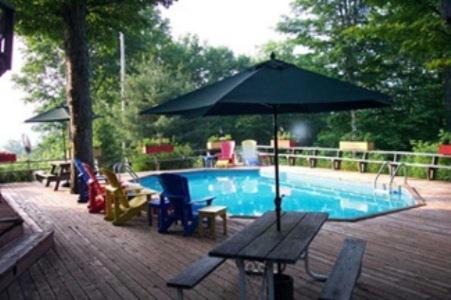 Stouffermill Bed & Breakfast in Algonquin Highlands