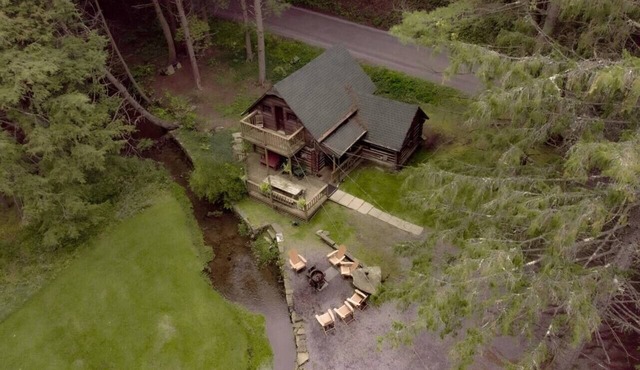 Streamside Log Cabin Cherry Springs Stargazing