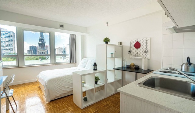 Studio Luxe at Dorchester in Montreal