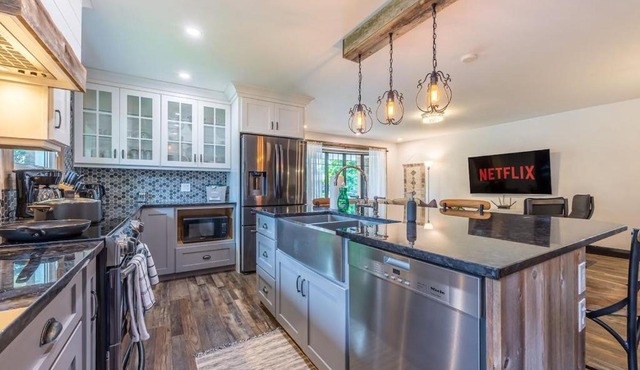 Stunning 4BD Home Near Sunset Beach - Patio - BBQ