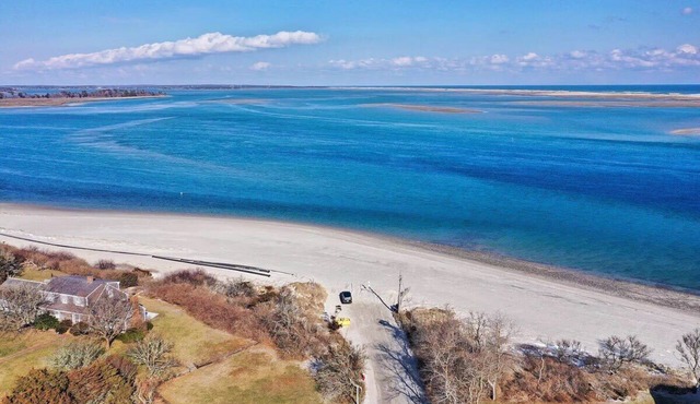 Stunning Home w/Incredible Water Views!
