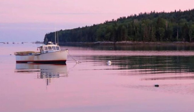 *Stunning Views* Oceanfront Chalet, Fri-Fri Weekly Rental