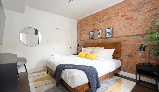 Stylish 2BD/2BA Brand New in Mile End/Plateau