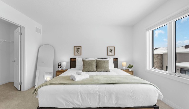 Stylish 3BR Home w/Dedicated Office Space