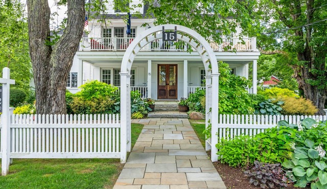 Stylish Designer Retreat on Langsford