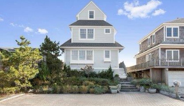 Summer 2026 Ocean front Paradise in Westhampton Dunes