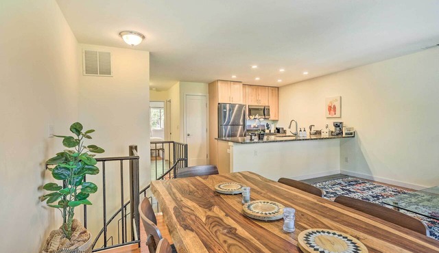 Sun-Lit Vernon Condo < 2 Mi to Ski Resort!