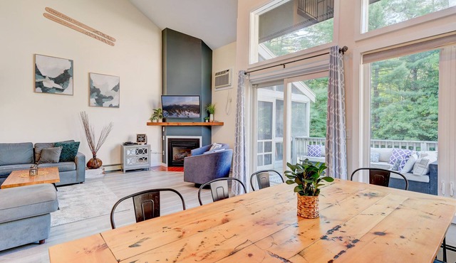Sunday Slopes - Game Room + Central Location!