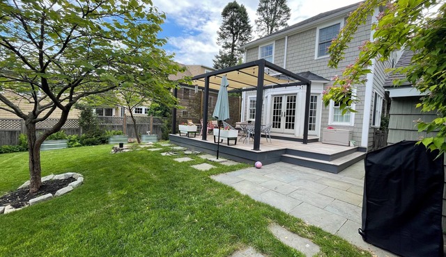 Sunny 3-bedroom house with AC in charming Burlington