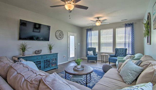 Sunny End-Unit Townhome–Steps to Resort Amenities! in Millville