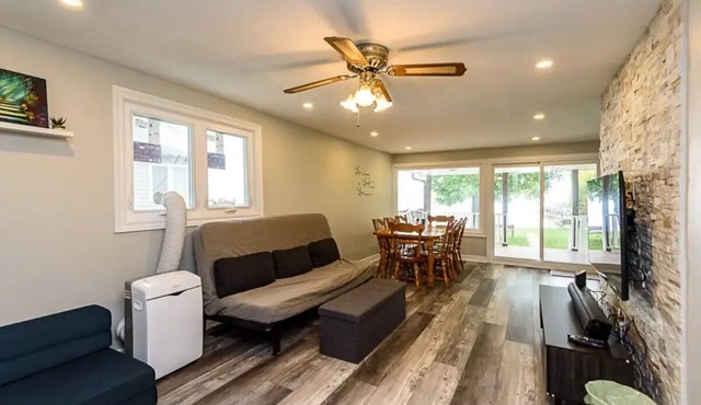 Sunshine Oasis 3BR | Ice Fishing, Waterfront, BBQ