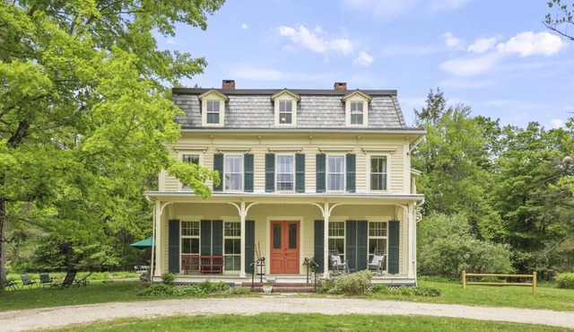 The Belden House - WALK to Tanglewood !