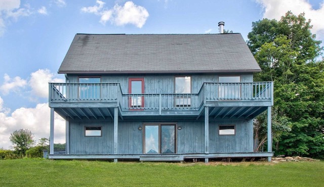 The Blue House - St. Peter Hill Summit