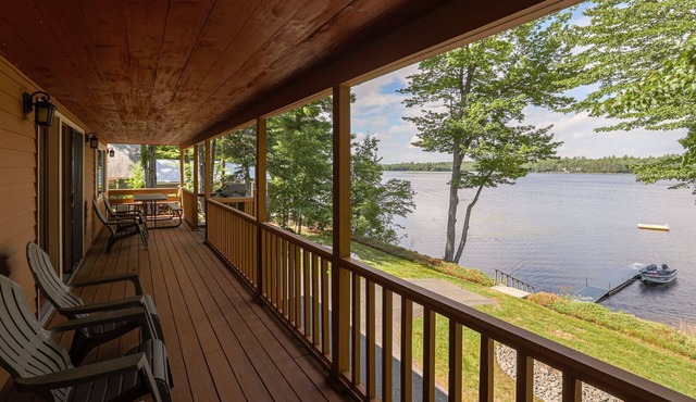 The James House Waterfront, Kayaks,paddle boards and canoe Dogs Welcome included