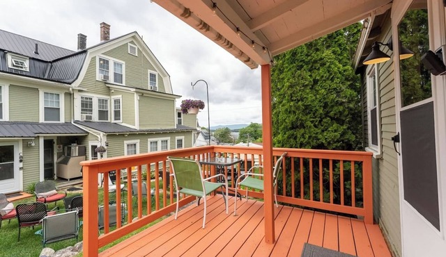 The Lakeview Cottage 14