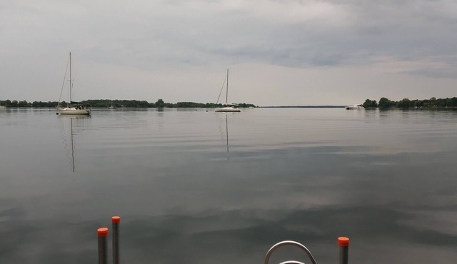 The Lazy Acre: Waterfront cottage with unparalleled views of Smith's Bay.