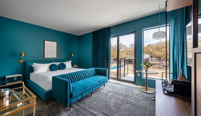The Ruby Hotel in Round Rock
