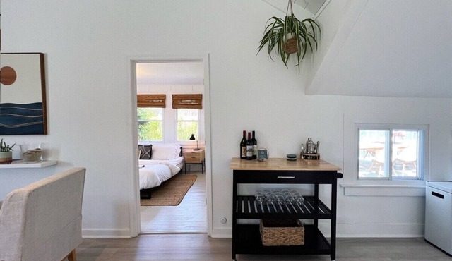 The Salted Bungalow: A boutique Fire Island beach retreat.