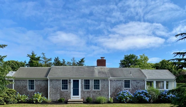 THREE BEDROOM UPDATED HOME-CLOSE TO FISH PIER AND TOWN.