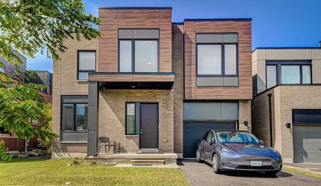 Toronto Co-Living Luxury Mansion