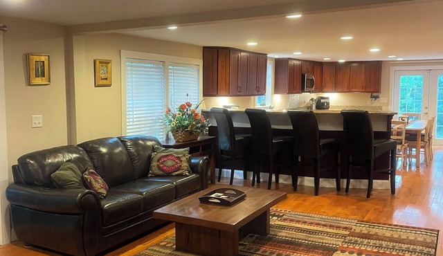 Under 500 dollars per night! Oversized 5BR & 4BA home in Meredith NH area!