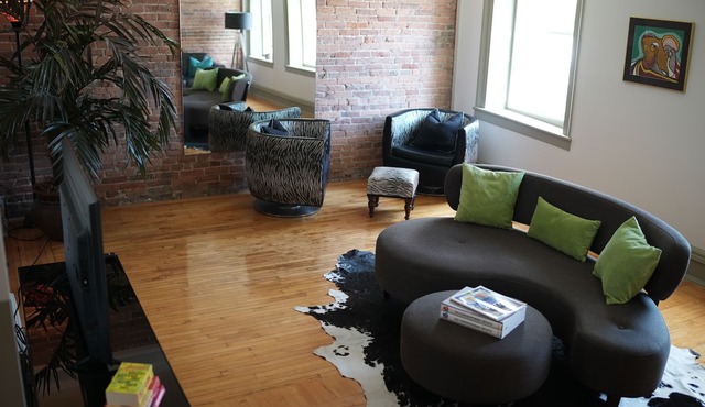 Unique, heritage building in the heart of Kingston! Right on Market Square!
