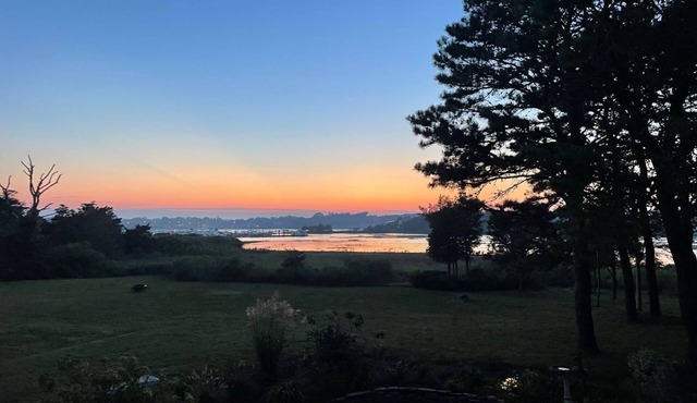Views of Marsh and Horsefoot Cove!