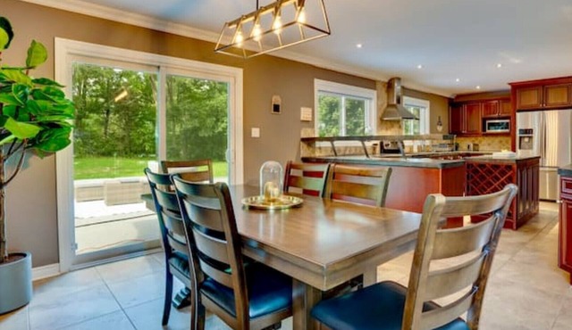 Villa on the Hill in brampton