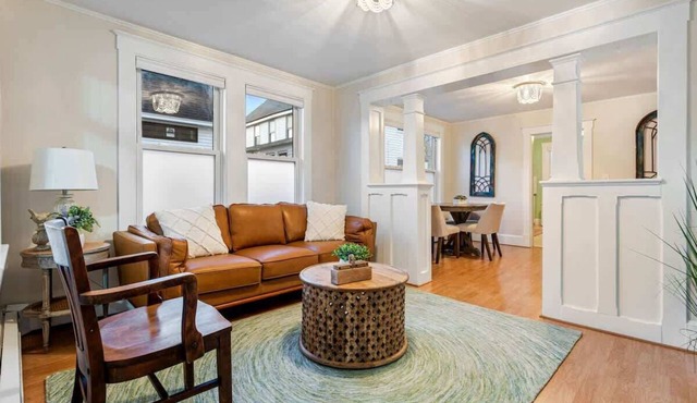 Walk to Beach | Patio | Full Kitchen | Parking