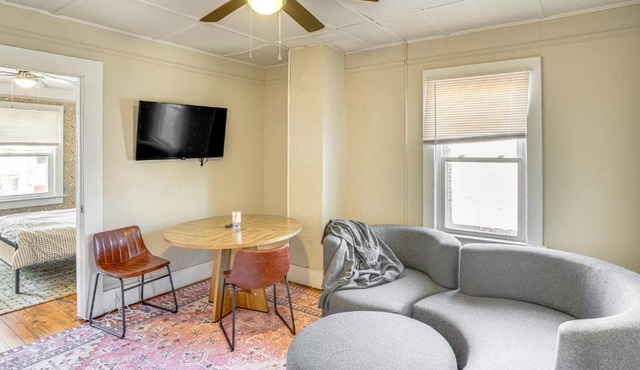 Walk to Dtwn Hudson: Cozy Upstate Apartment