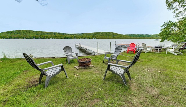 Walk to Lake! Home w/Private Dock in Alpine