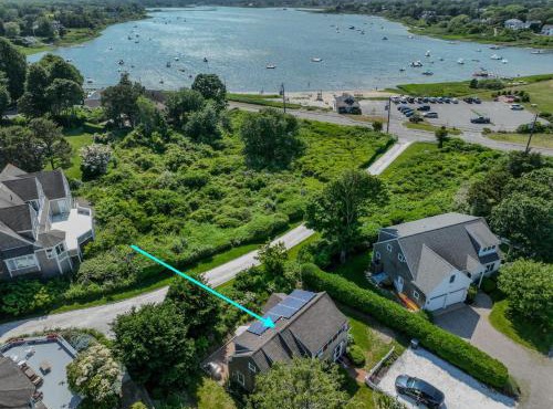 Walk to Main St and Oyster Pond in Chatham