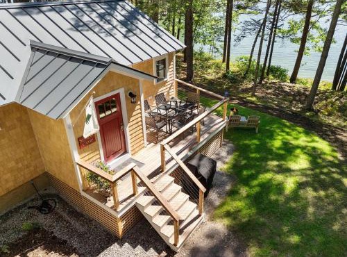 Waterfront Cottage in Maine | Seegar Camp, Sunny 2