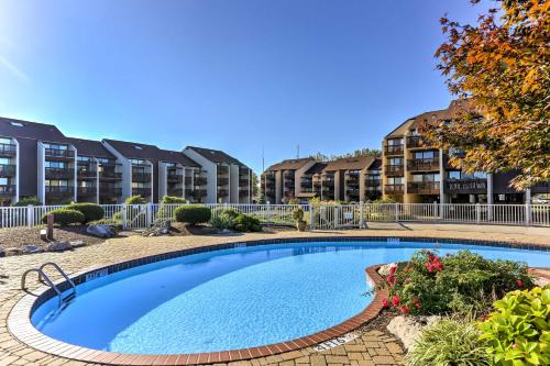 Waterfront Port Clinton Condo w/Pool Access!