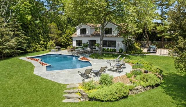 Westhampton Beach 4 bed/4 bath - large garden, heated gunite pool, dock on bay!