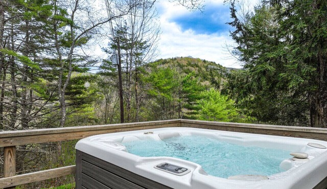 Woodstock Hillside Hideaway | Green Mountain Views