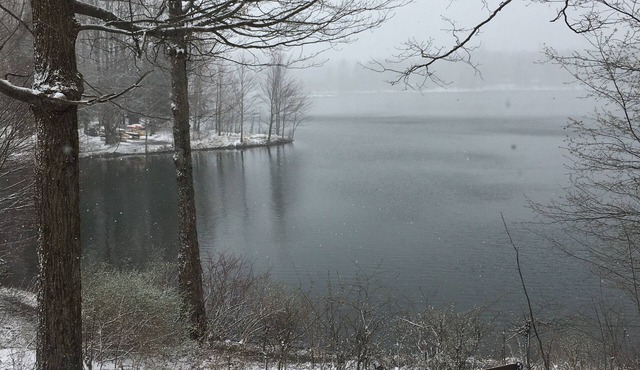 Woodsy campground lake trails Pool, Hot tub, showers play ground beach fire pit